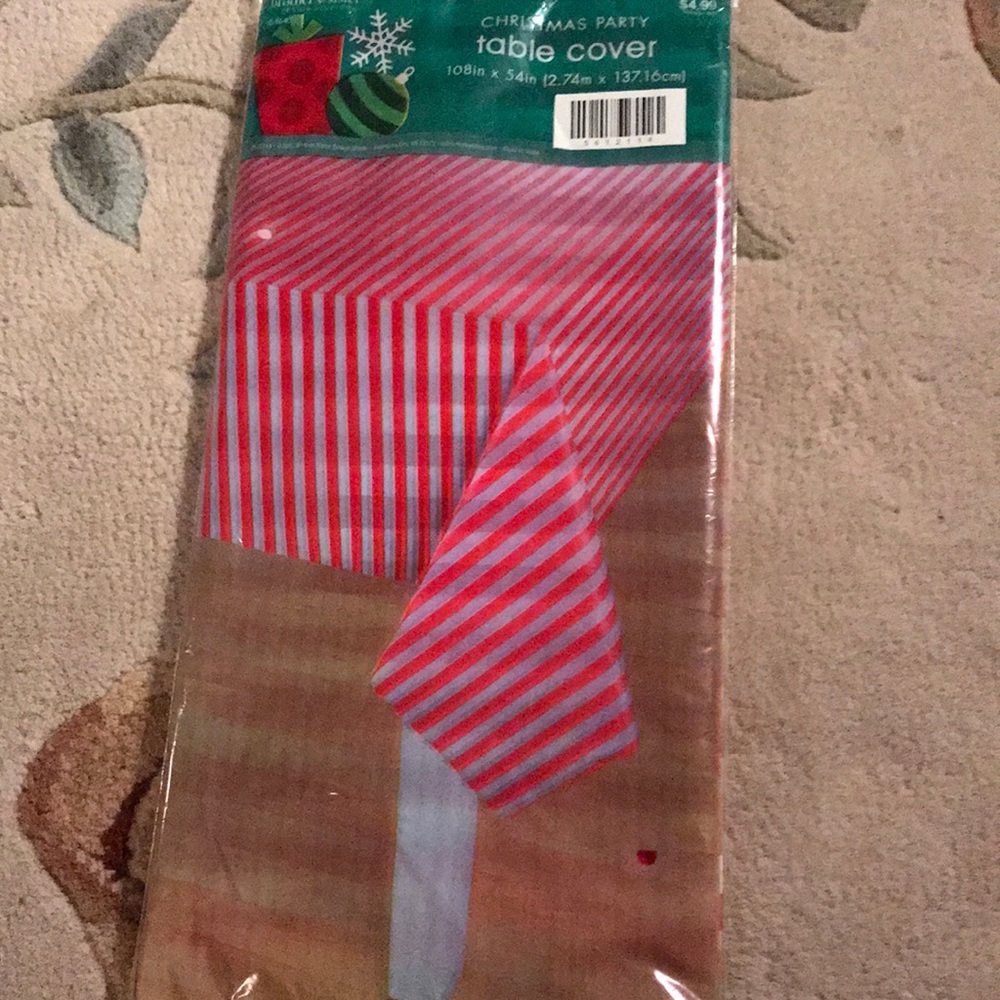 Neue and rare Christmas party table cover